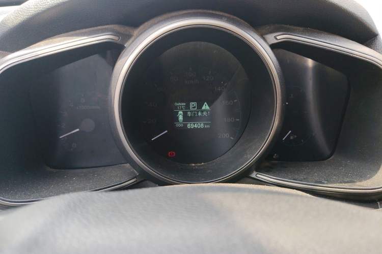 Used CHANGAN OSHAN CX70 2018 CX70T 1.5T Automatic Comfort Edition Instrument Cluster