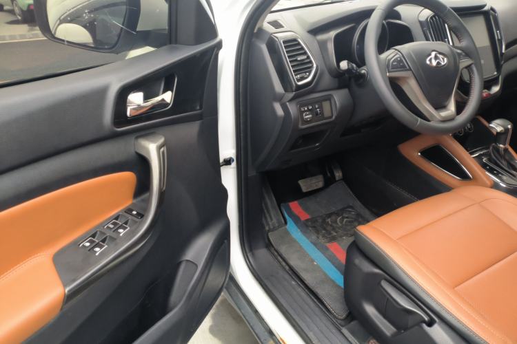 Used CHANGAN OSHAN CX70 2018 CX70T 1.5T Automatic Tianqing Edition Interior 3