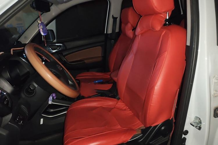 Used CHANGAN OSHAN CX70 2018 Revised Version 1.6L Manual Prestige Edition Left Front Seat
