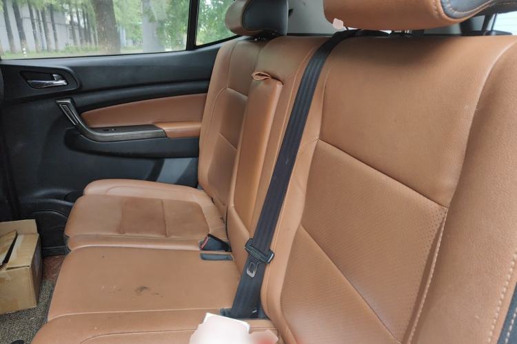 Used CHANGAN OSHAN CX70 2018 Revised Version 1.6L Manual Prestige Edition Left Rear Seat