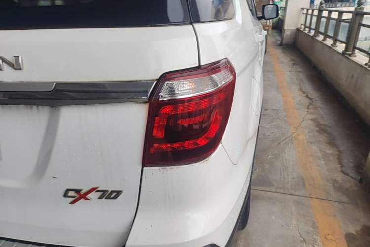 Used CHANGAN OSHAN CX70 2018 CX70T 1.5T Automatic Comfort Edition Right Rear Taillight
