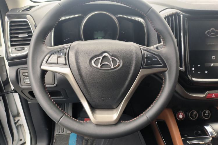 Used CHANGAN OSHAN CX70 2018 CX70T 1.5T Automatic Tianqing Edition Steering Wheel