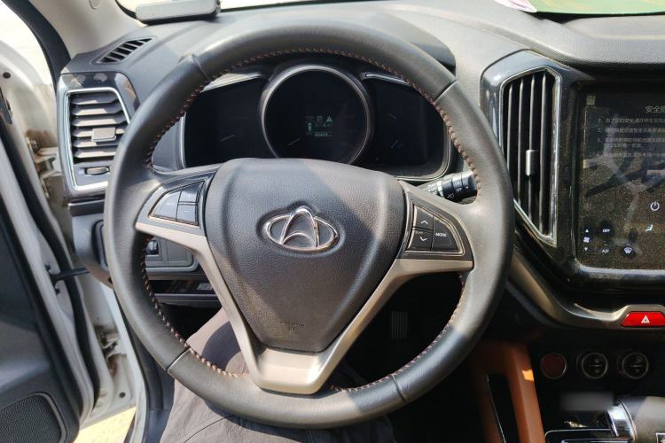 Used CHANGAN OSHAN CX70 2018 CX70T 1.5T Automatic Comfort Edition Steering Wheel