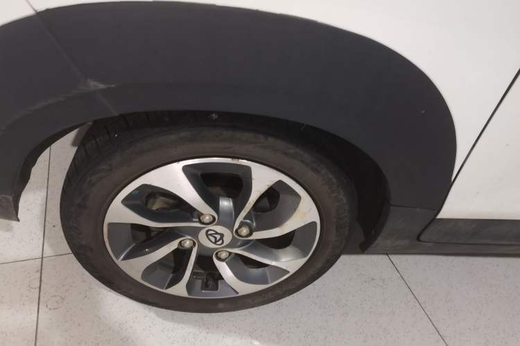 Used CHANGAN OSHAN Nio Ⅱ 2019 Smart Model Exterior 4
