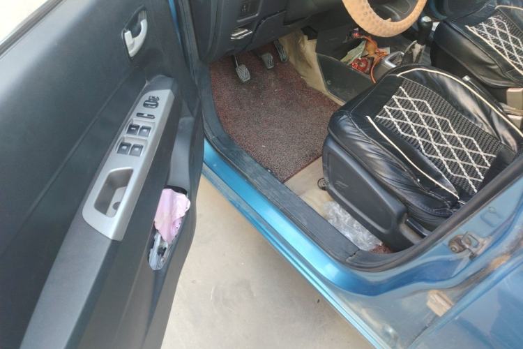 Used CHANGAN OSHAN Olisway 2013 1.2L Manual Elite Model Driver Seat