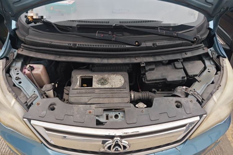 Used CHANGAN OSHAN Olisway 2013 1.2L Manual Elite Model Engine Bay