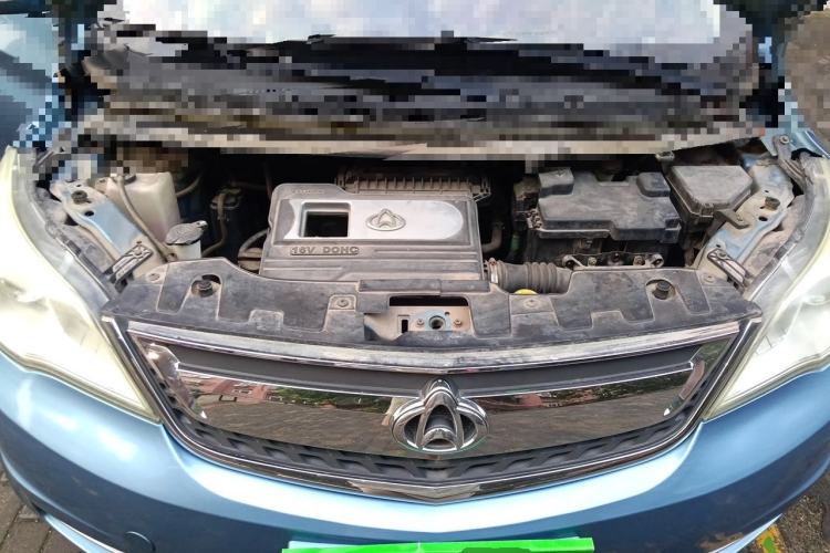 Used CHANGAN OSHAN Olisway 2013 1.2L Manual Elite Model Engine Bay