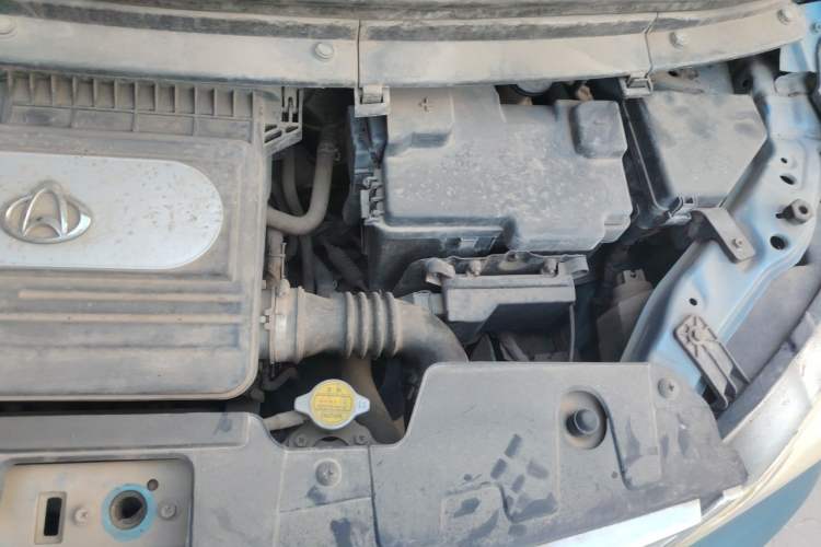 Used CHANGAN OSHAN Olisway 2013 1.2L Manual Elite Model Engine Bay Left