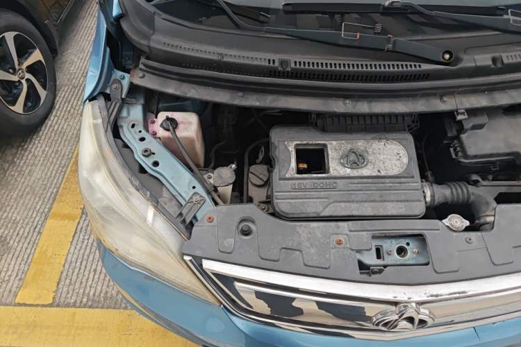 Used CHANGAN OSHAN Olisway 2013 1.2L Manual Elite Model Engine Bay Right