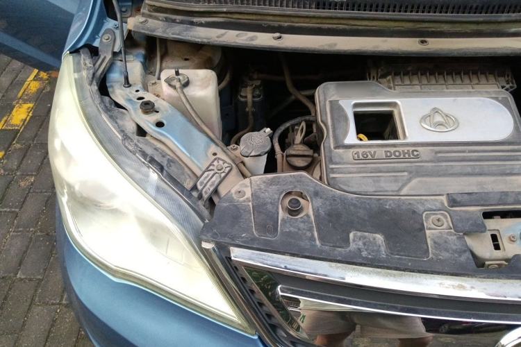 Used CHANGAN OSHAN Olisway 2013 1.2L Manual Elite Model Engine Bay Right