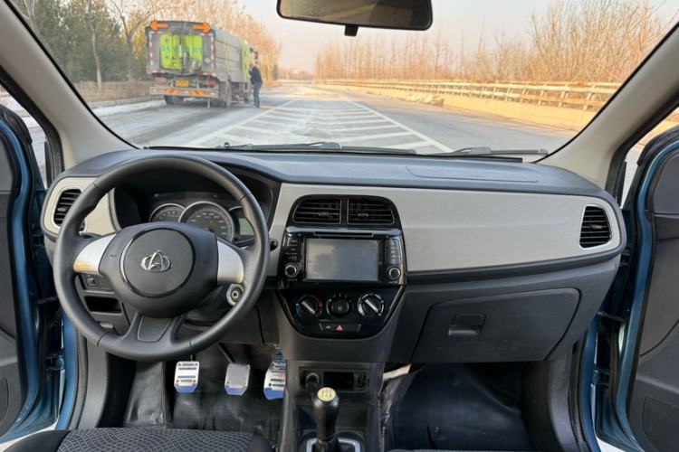 Used CHANGAN OSHAN Olisway 2013 1.2L Manual Elite Model Interior 1