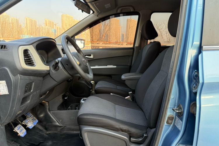 Used CHANGAN OSHAN Olisway 2013 1.2L Manual Elite Model Interior 2