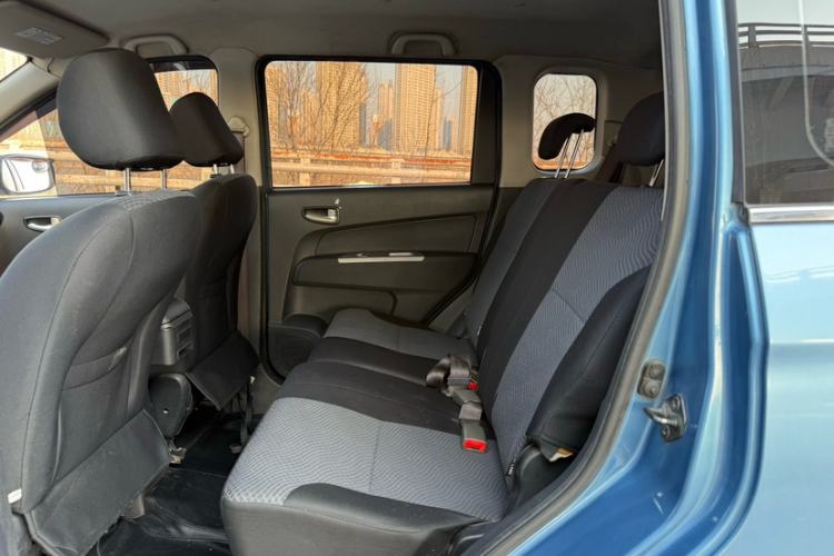 Used CHANGAN OSHAN Olisway 2013 1.2L Manual Elite Model Interior 3