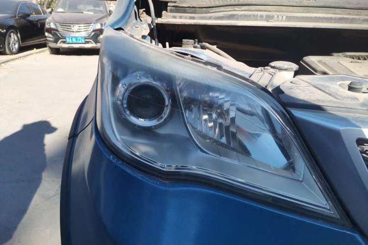 Used CHANGAN OSHAN Olisway 2013 1.4L Manual Jingxiang Model Right Front Headlight