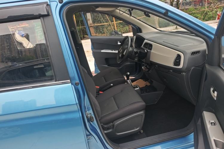Used CHANGAN OSHAN Olisway 2013 1.2L Manual Elite Model Right Front Seat