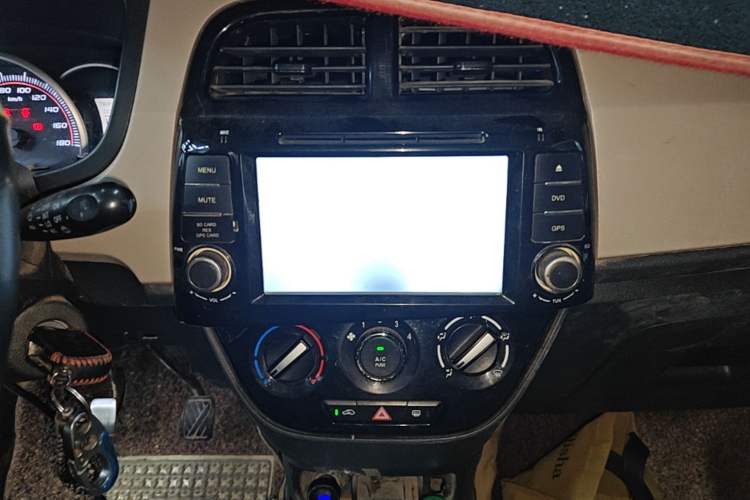 Used CHANGAN OSHAN Olisway 2013 1.4L Manual Jingxiang Model Audio And AC Panel