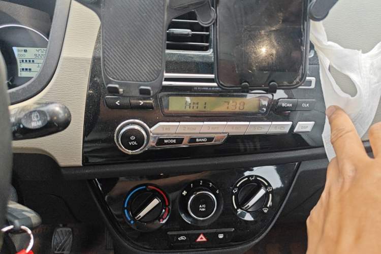 Used CHANGAN OSHAN Olisway 2013 1.4L Manual Jingxiang Model Audio And AC Panel
