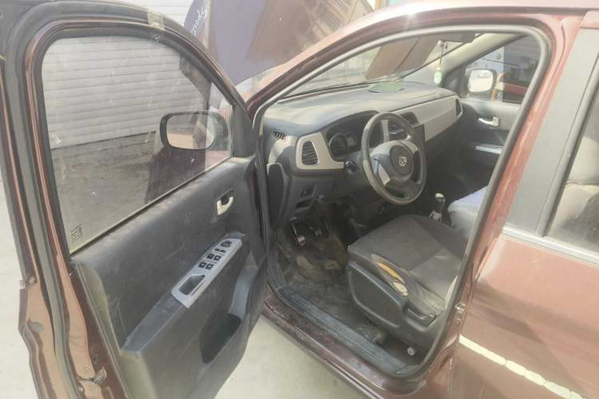 Used CHANGAN OSHAN Olisway 2013 1.2L Manual Elite Model Driver Seat