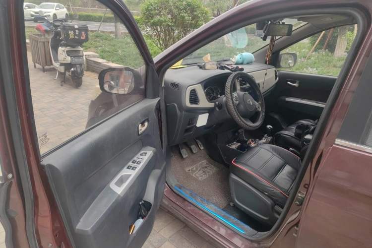 Used CHANGAN OSHAN Olisway 2013 1.2L Manual Elite Model Driver Seat