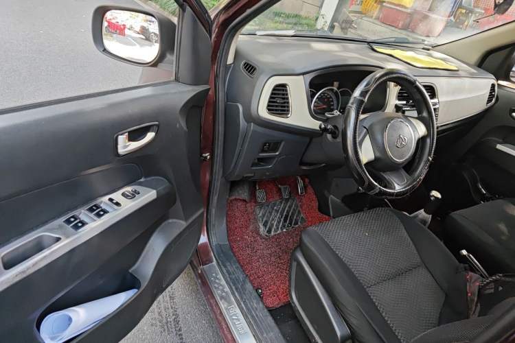 Used CHANGAN OSHAN Olisway 2013 1.2L Manual Comfort Model Driver Seat
