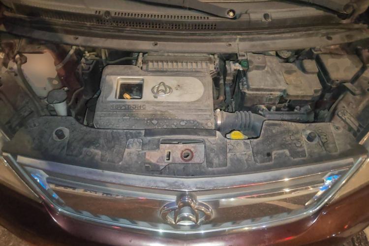 Used CHANGAN OSHAN Olisway 2013 1.2L Manual Elite Model Engine Bay