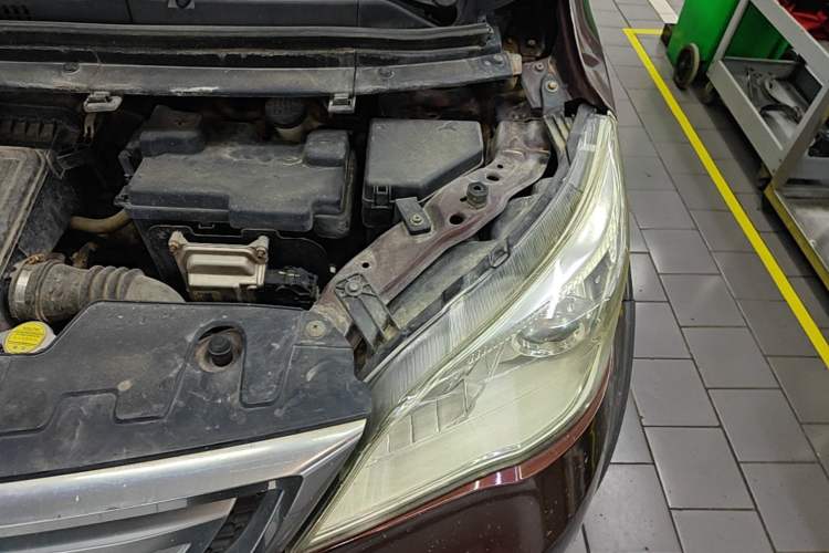 Used CHANGAN OSHAN Olisway 2013 1.4L Manual Jingxiang Model Engine Bay Left