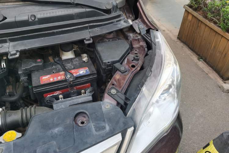 Used CHANGAN OSHAN Olisway 2013 1.2L Manual Comfort Model Engine Bay Left