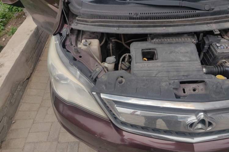 Used CHANGAN OSHAN Olisway 2013 1.2L Manual Elite Model Engine Bay Right
