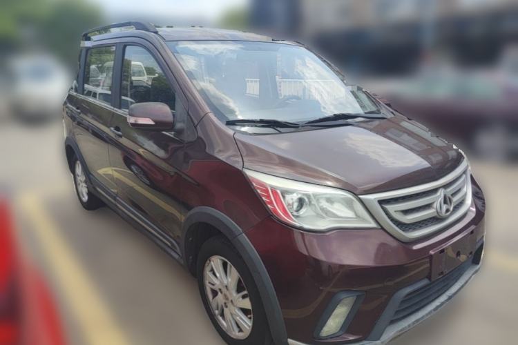 Used CHANGAN OSHAN Olisway 2013 1.4L Manual Jingxiang Model Front Right 45 Deg