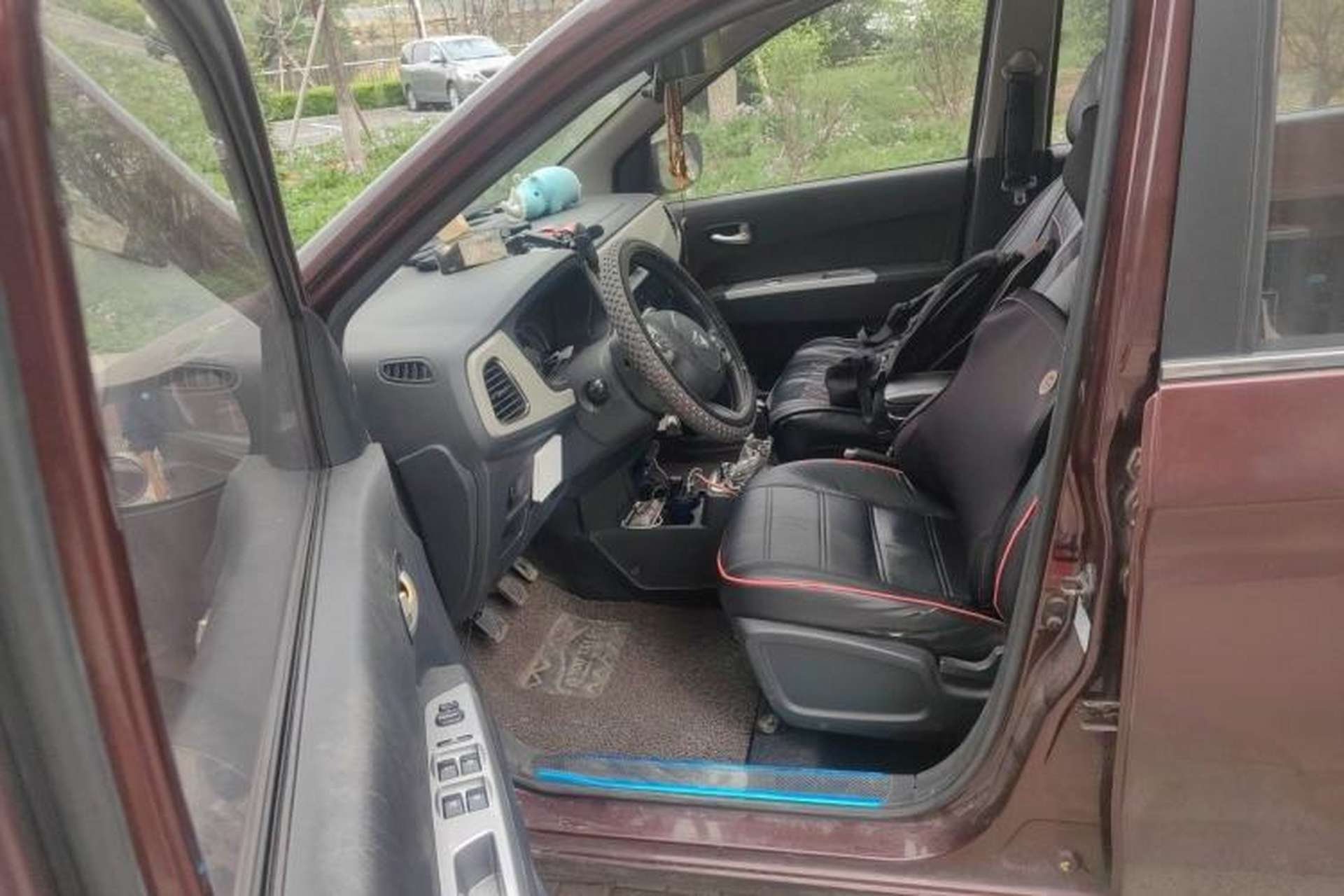 Used CHANGAN OSHAN Olisway 2013 1.2L Manual Elite Model Left Front Seat