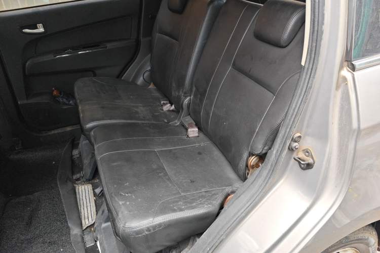Used CHANGAN OSHAN Olisway 2013 1.2L Manual Elite Model Left Rear Seat
