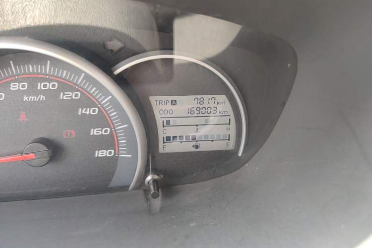 Used CHANGAN OSHAN Olisway 2013 1.4L Manual Jingxiang Model Odometer Close Up