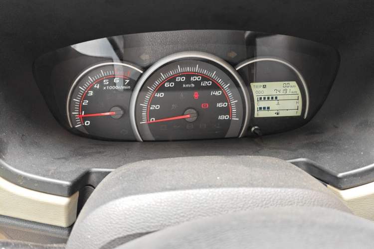 Used CHANGAN OSHAN Olisway 2013 1.2L Manual Elite Model Odometer Close Up