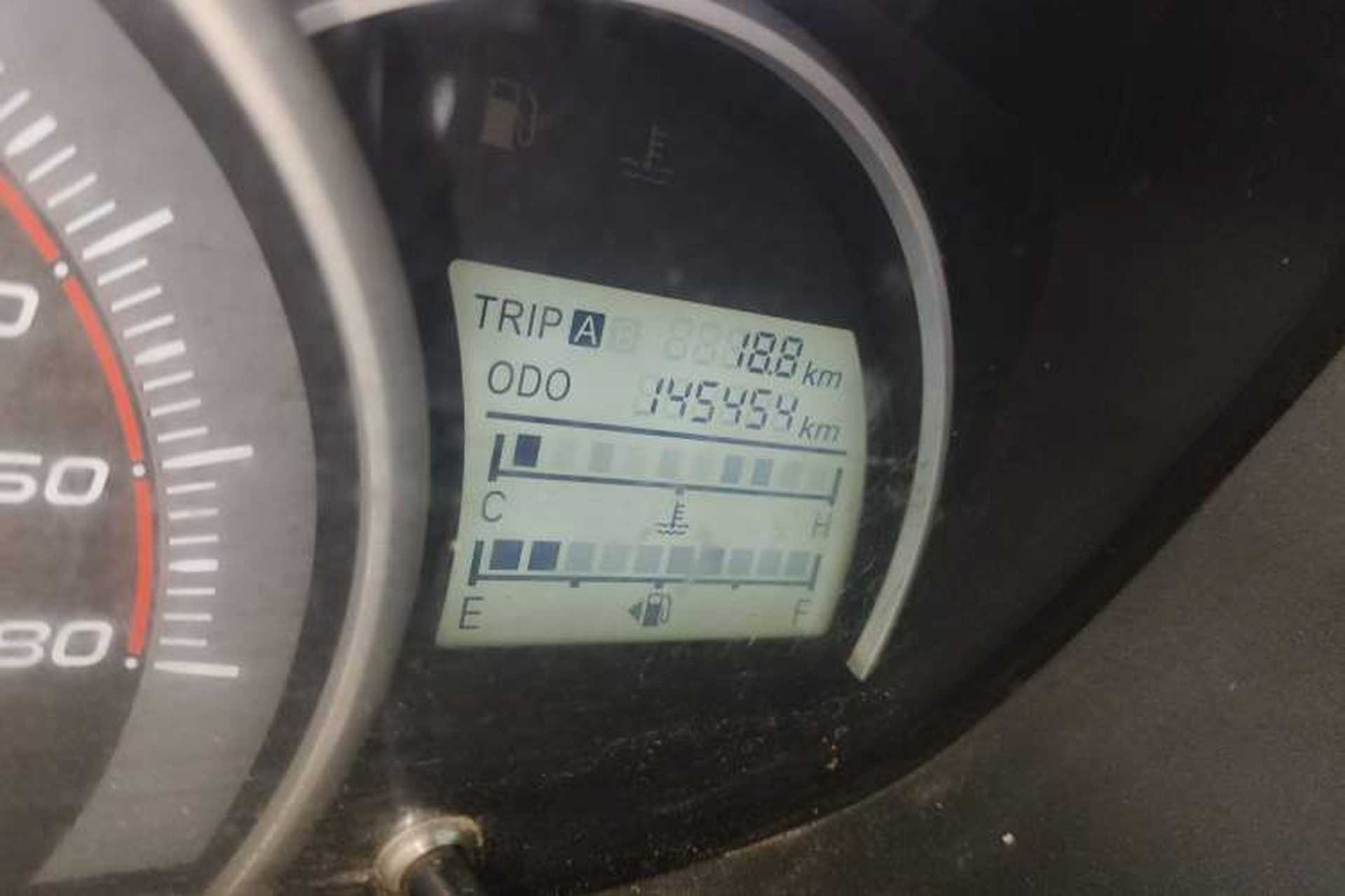 Used CHANGAN OSHAN Olisway 2013 1.2L Manual Elite Model Odometer Close Up