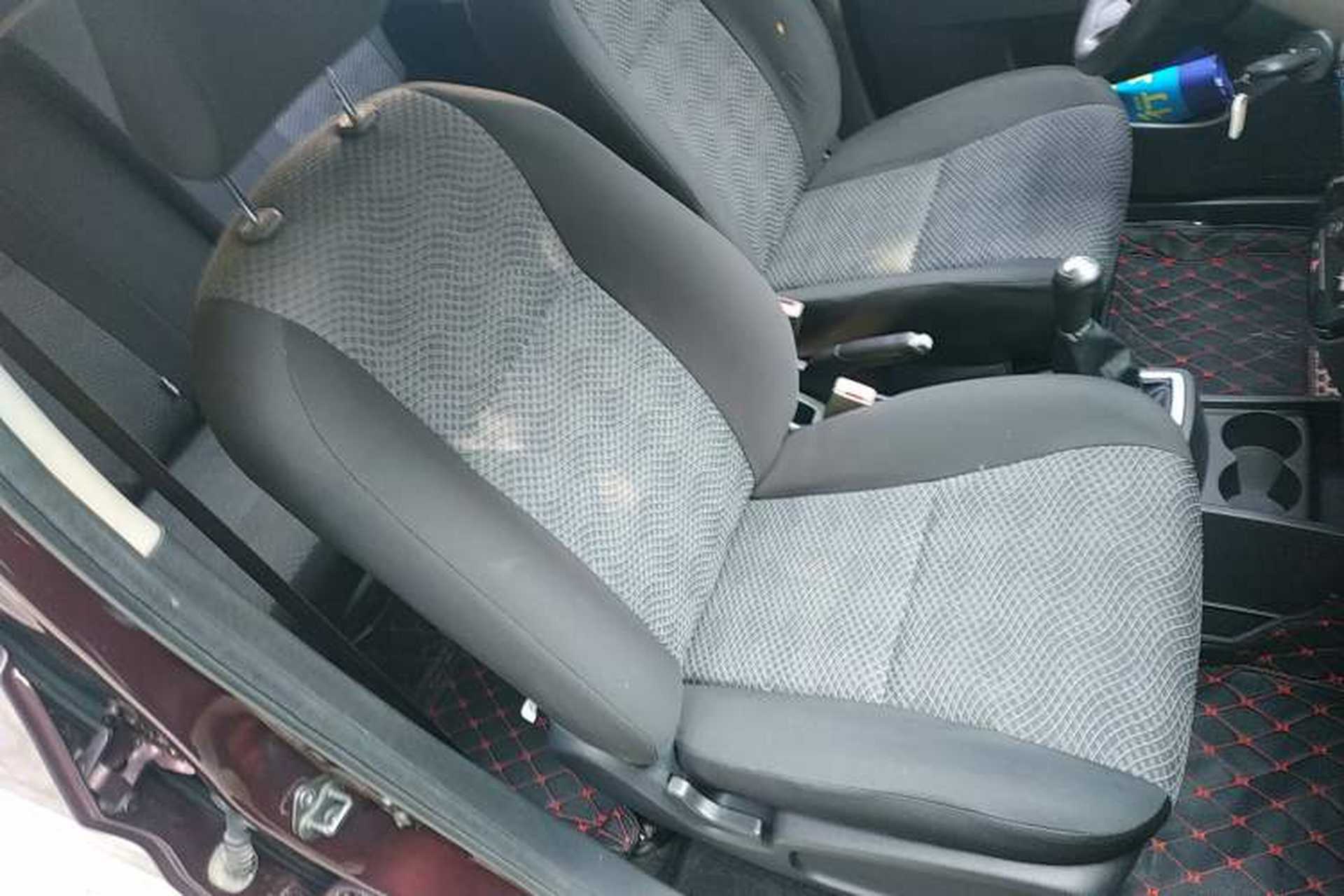 Used CHANGAN OSHAN Olisway 2013 1.2L Manual Elite Model Right Front Seat