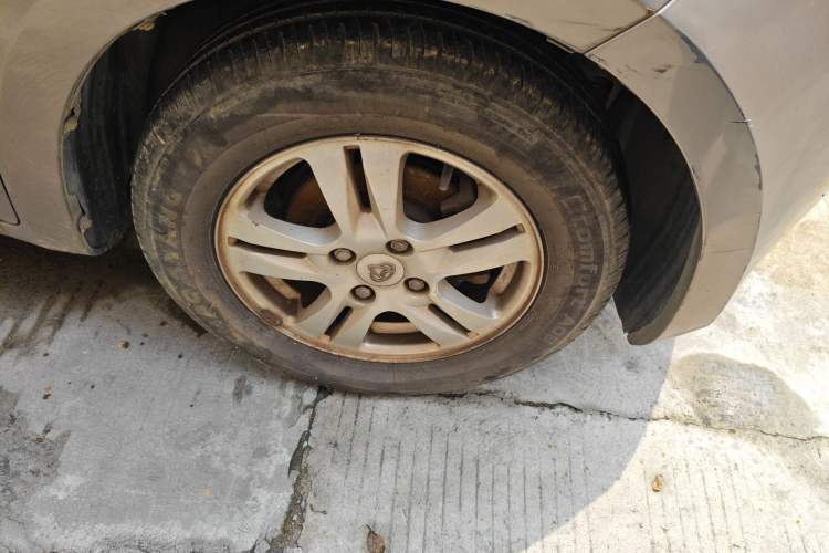 Used CHANGAN OSHAN Olisway 2013 1.2L Manual Elite Model Right Front Wheel Hub