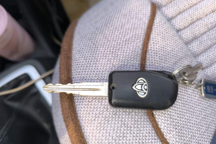 Used CHANGAN OSHAN Olisway 2013 1.4L Manual Jingxiang Model Vehicle Key