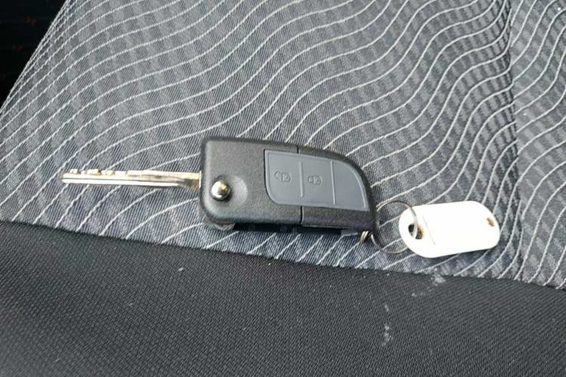 Used CHANGAN OSHAN Olisway 2013 1.2L Manual Elite Model Vehicle Key
