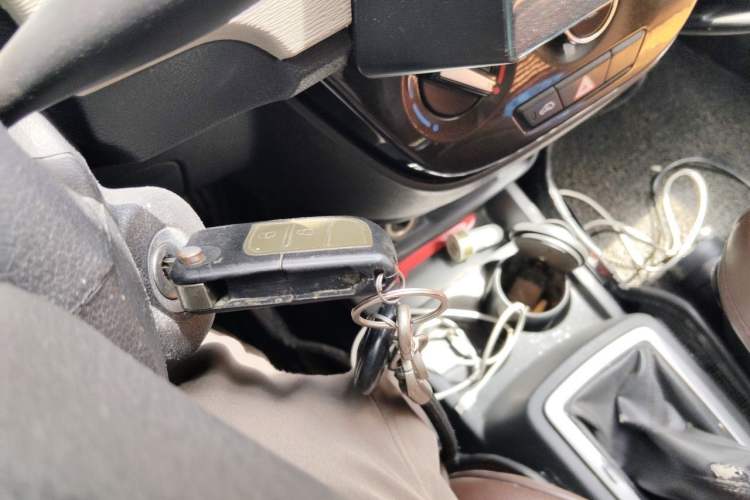 Used CHANGAN OSHAN Olisway 2013 1.2L Manual Elite Model Vehicle Key
