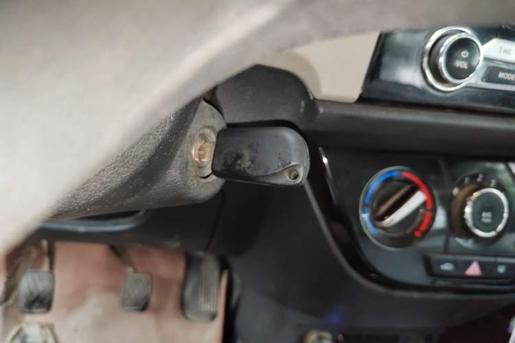Used CHANGAN OSHAN Olisway 2013 1.4L Manual Jingxiang Model Vehicle Key