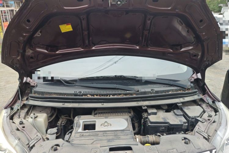 Used CHANGAN OSHAN Olisway 2013 1.2L Manual Elite Model Engine Bay