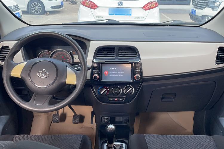 Used CHANGAN OSHAN Olisway 2013 1.4L Manual Jingxiang Model Interior 3