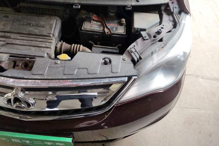 Used CHANGAN OSHAN Olisway 2013 1.2L Manual Comfort Model Engine Bay Left