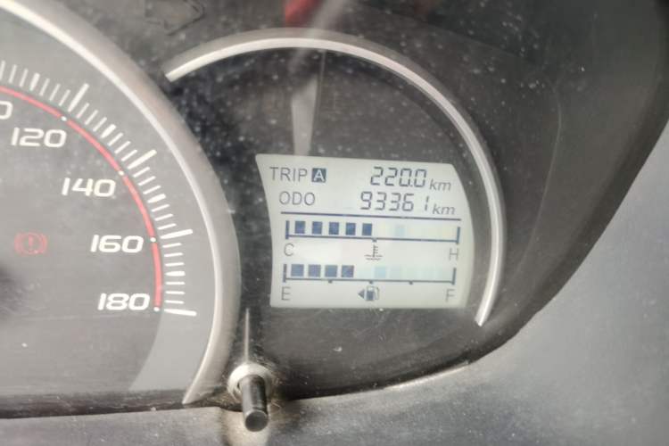 Used CHANGAN OSHAN Olisway 2013 1.2L Manual Elite Model Odometer Close Up