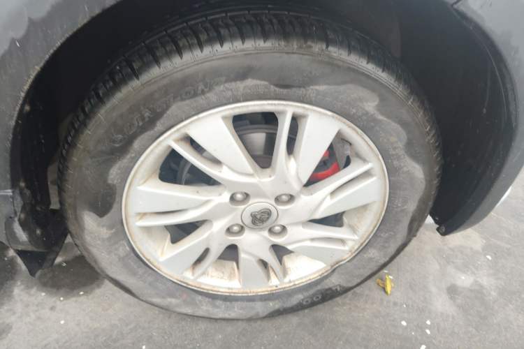 Used CHANGAN OSHAN Olisway 2013 1.4L Manual Jingxiang Model Right Front Wheel Hub
