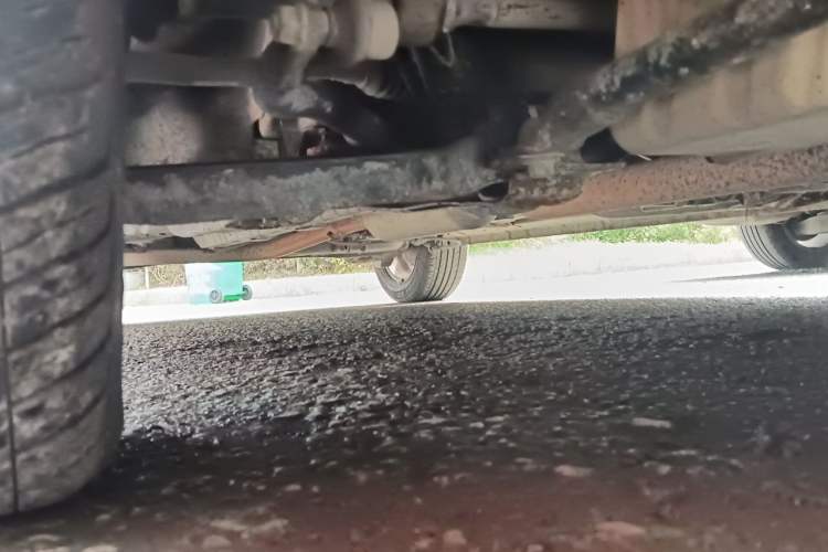 Used CHANGAN OSHAN Olisway 2013 1.4L Manual Jingxiang Model Chassis Front Right