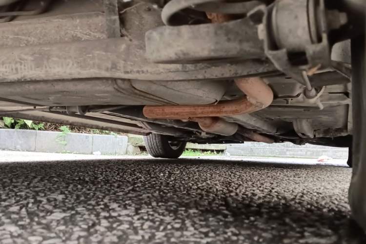 Used CHANGAN OSHAN Olisway 2013 1.4L Manual Jingxiang Model Chassis Rear Right