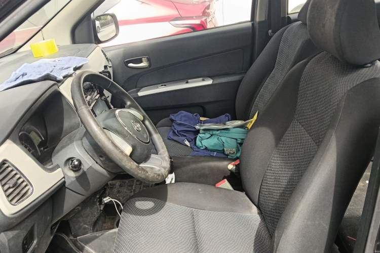 Used CHANGAN OSHAN Olisway 2013 1.4L Manual Jingxiang Model Left Front Seat