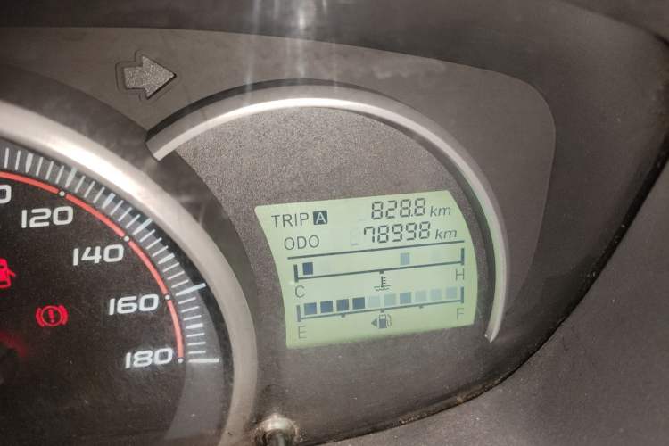 Used CHANGAN OSHAN Olisway 2013 1.4L Manual Jingxiang Model Odometer Close Up