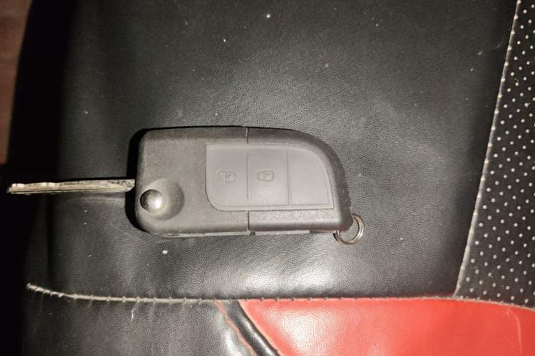 Used CHANGAN OSHAN Olisway 2013 1.4L Manual Jingxiang Model Vehicle Key